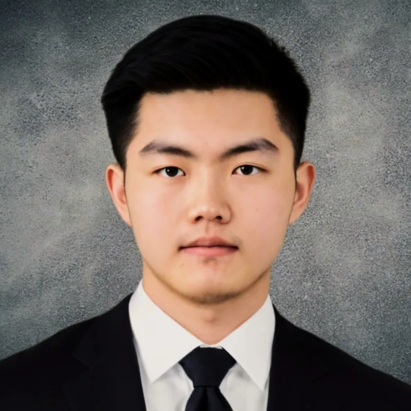 Portrait of Howard Zeng